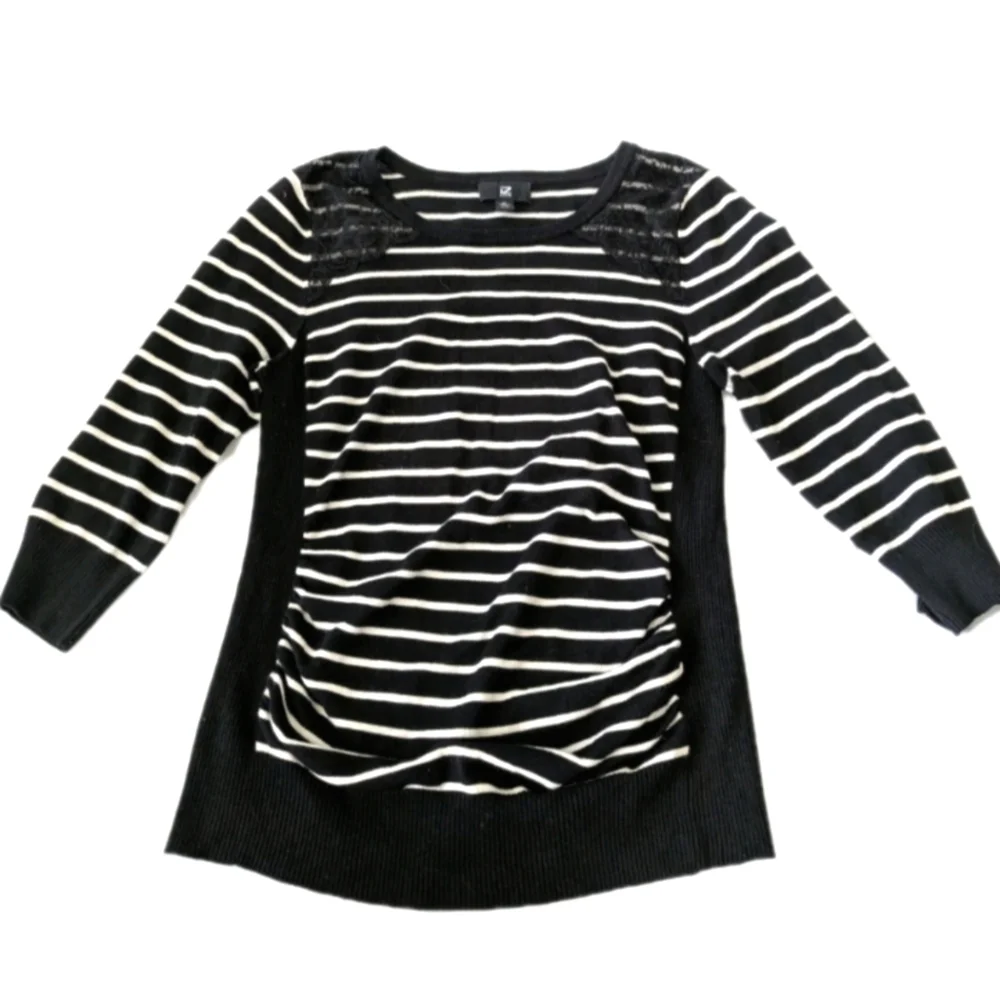 IZ Byer Sweater 3/4 Sleeve Striped‎ Black & White Lace Shoulders Women’s